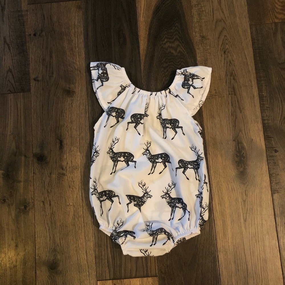 Deer onsie